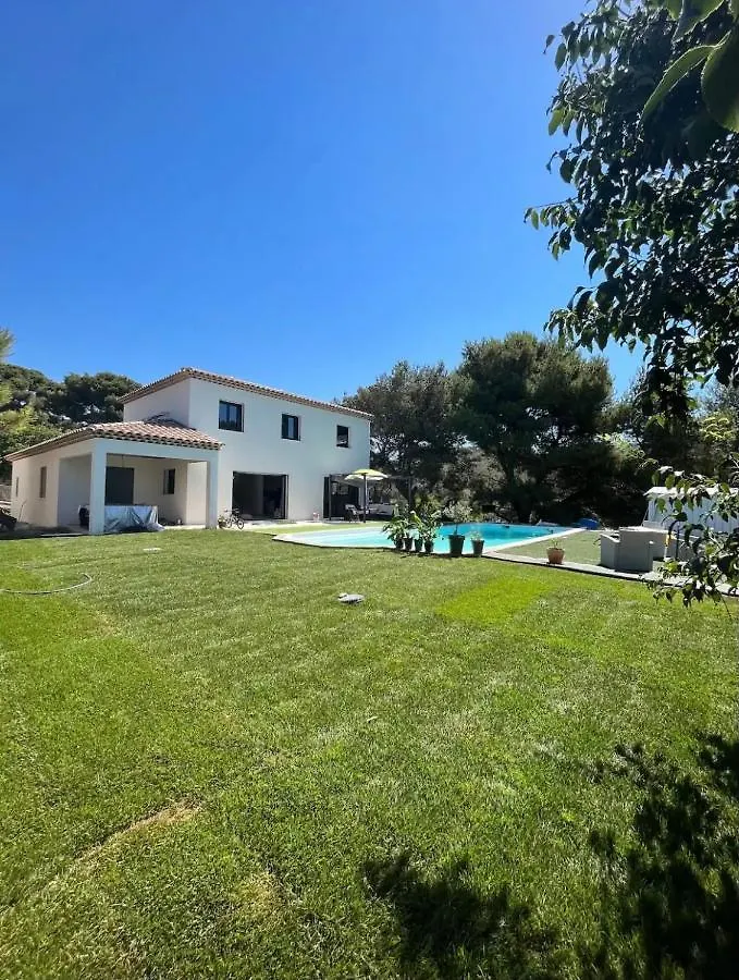 Villa Dans Les Hauteurs De Marseille